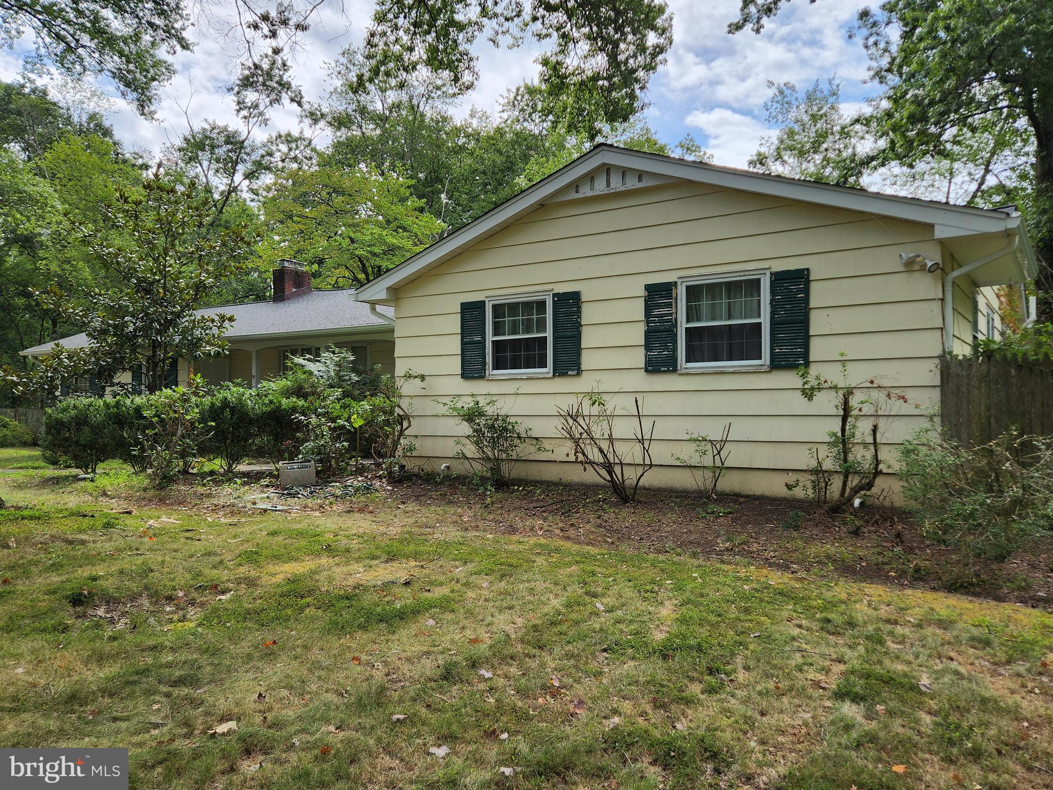 3 HONEY BROOK DRIVE
