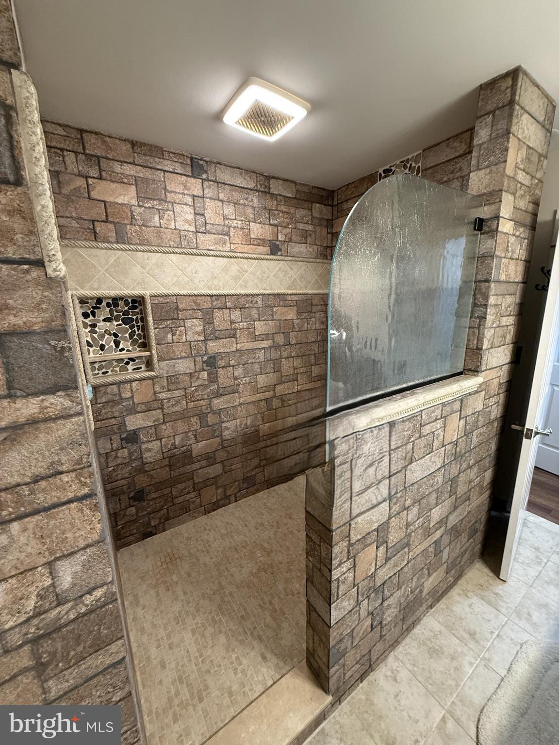 NEWTOWN GRANT - Residential