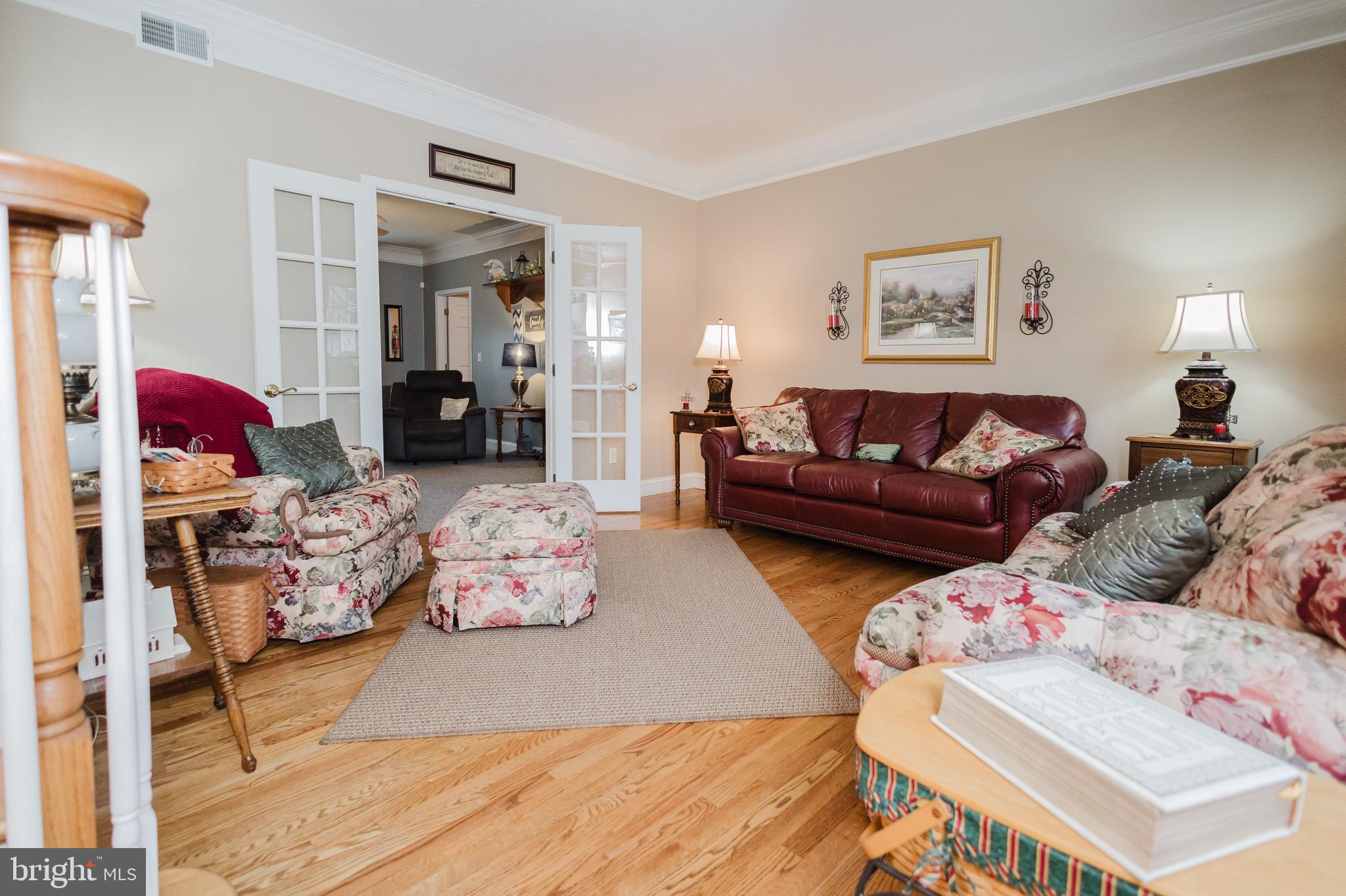 WINFIELD - Residential