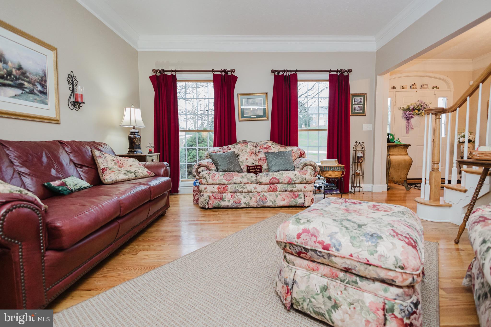 WINFIELD - Residential