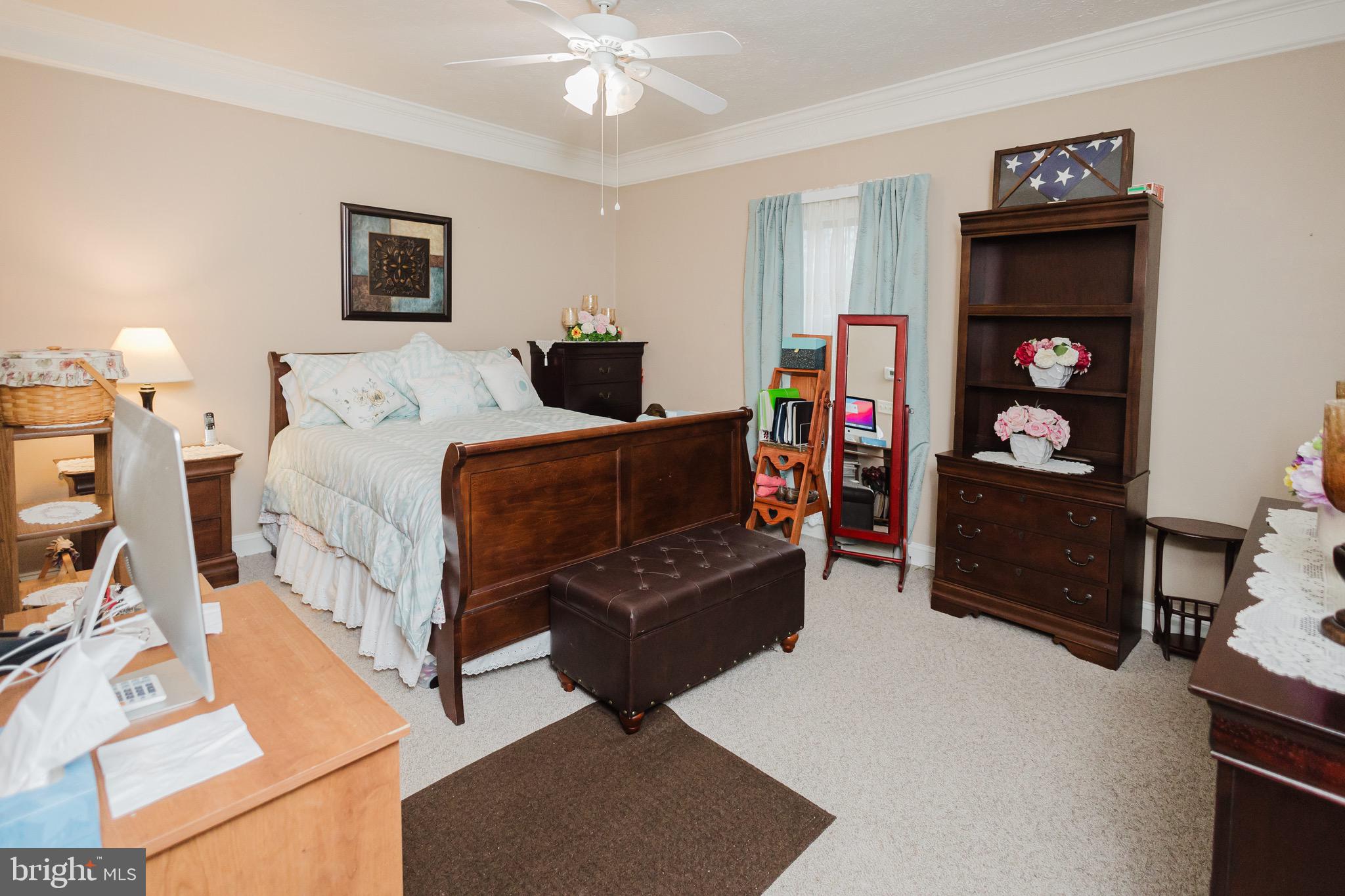 WINFIELD - Residential