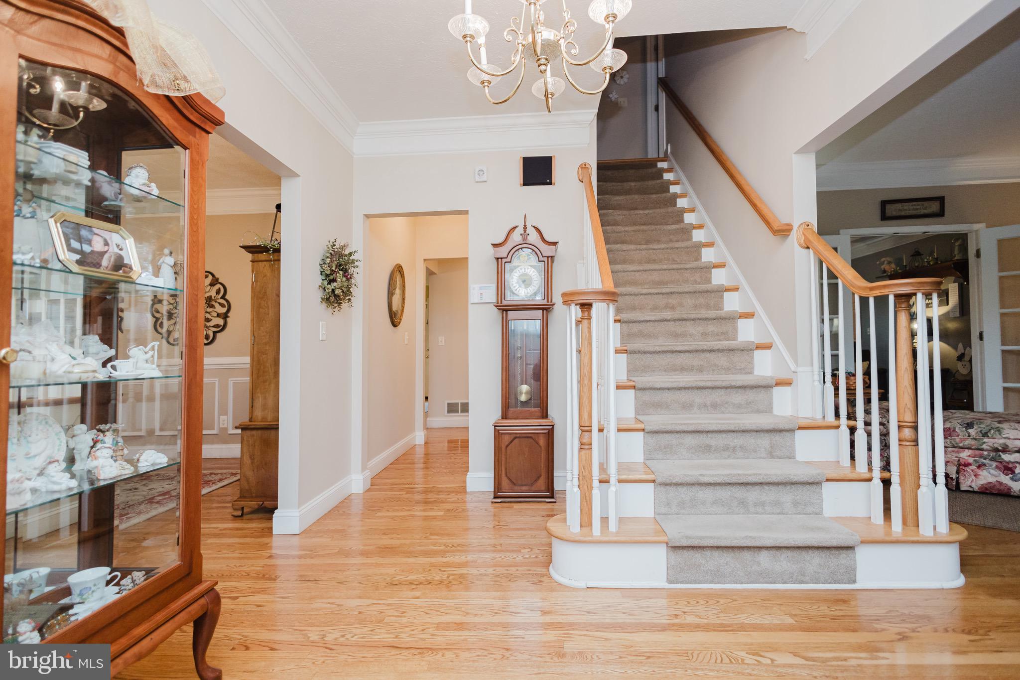 WINFIELD - Residential