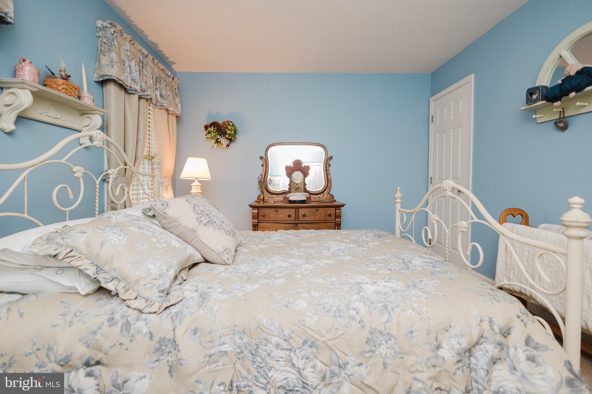 WINFIELD - Residential