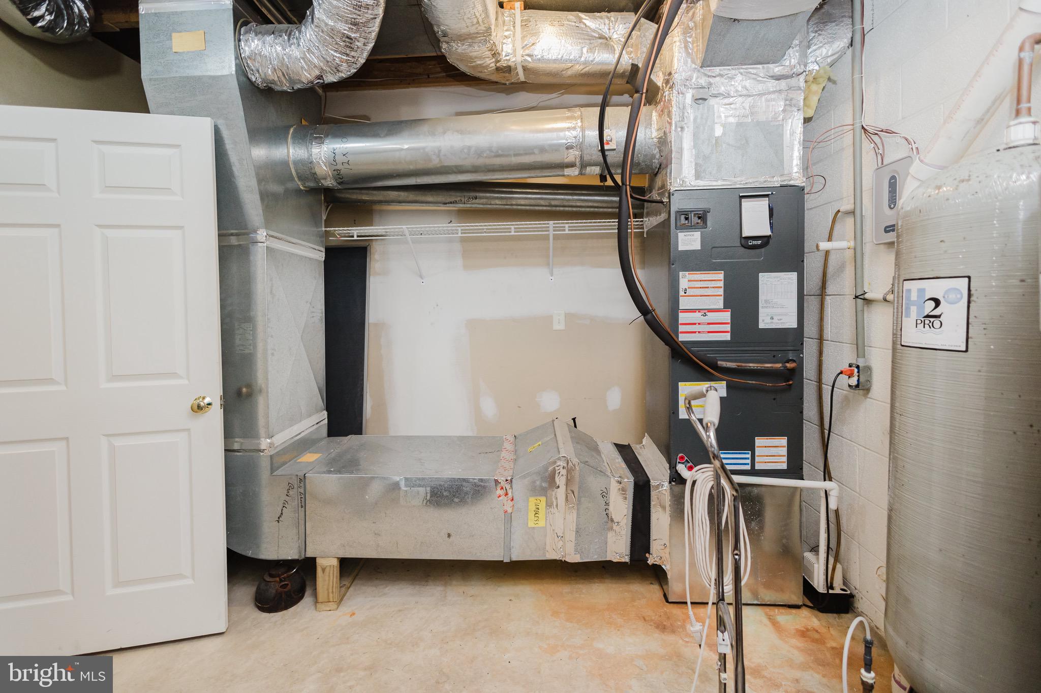 WINFIELD - Residential