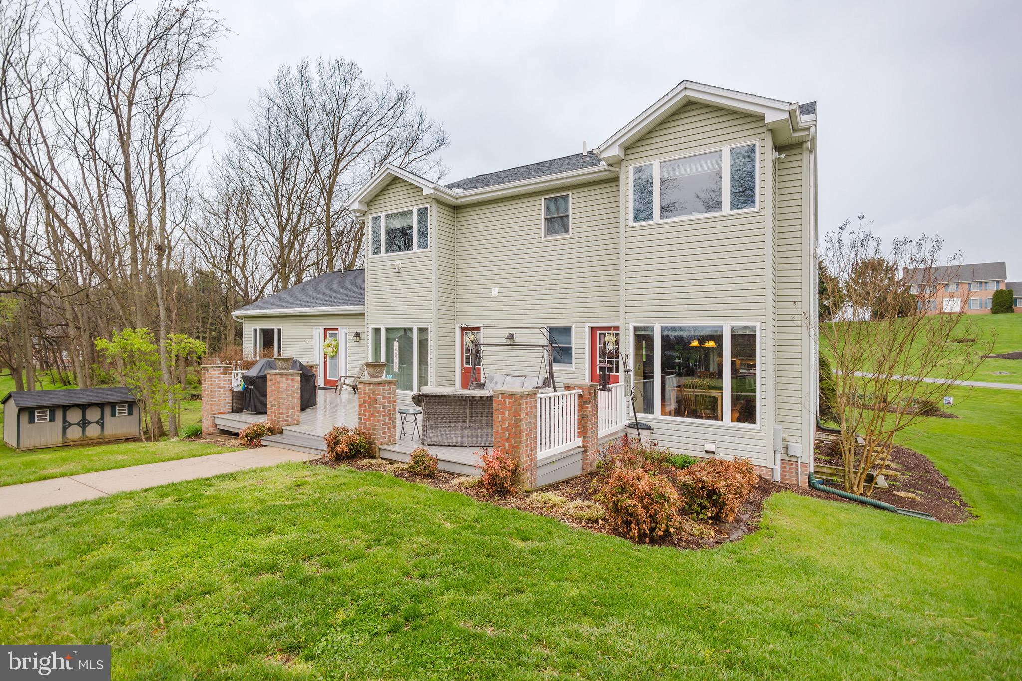 WINFIELD - Residential