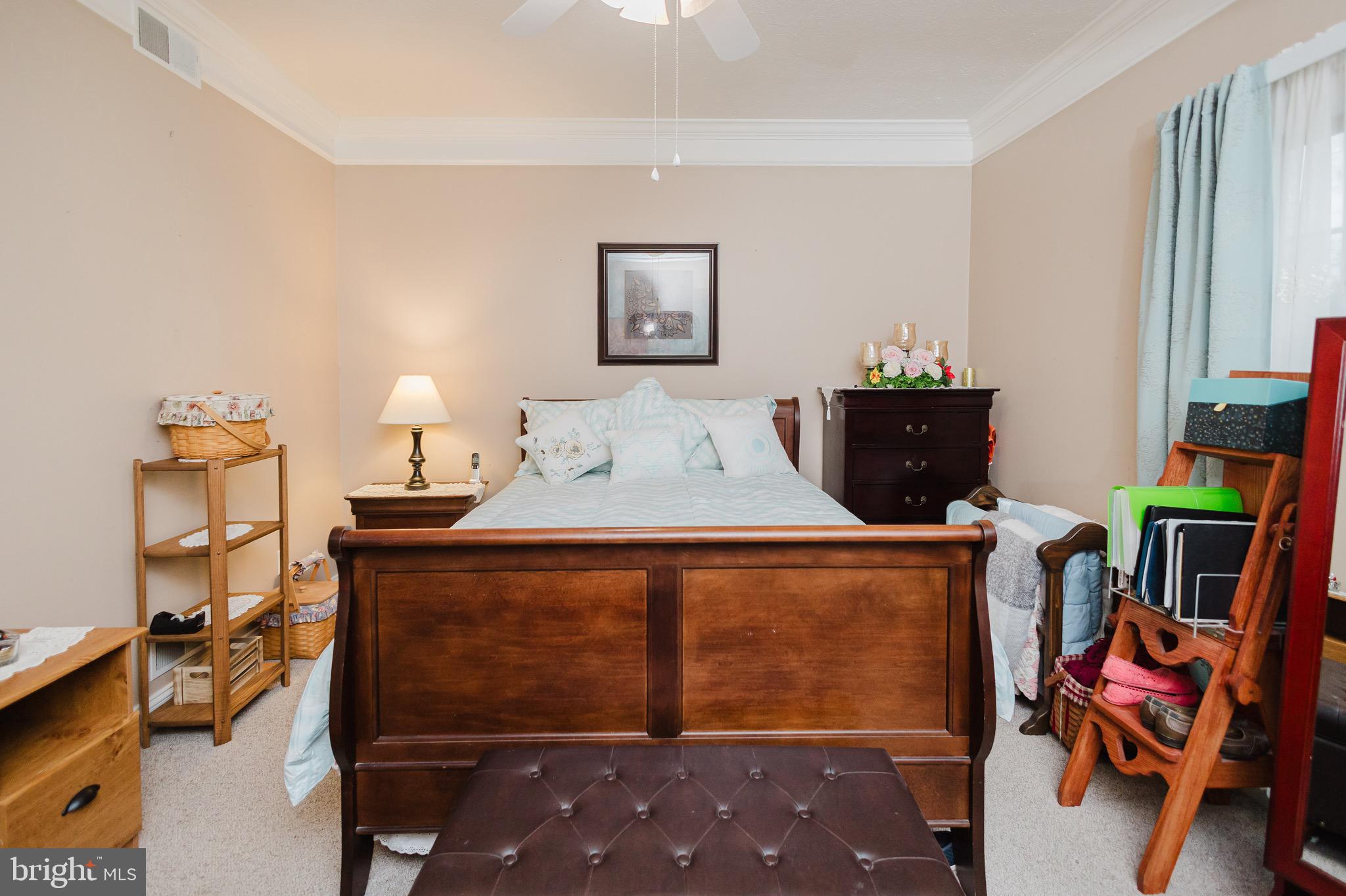 WINFIELD - Residential