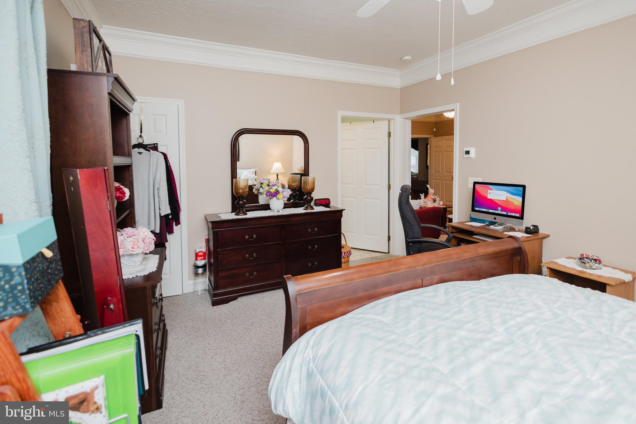 WINFIELD - Residential