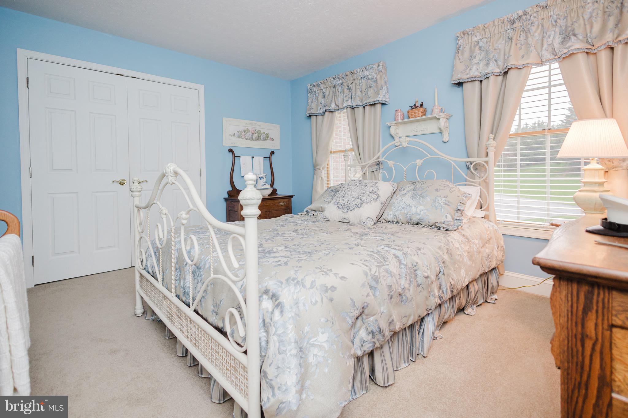 WINFIELD - Residential