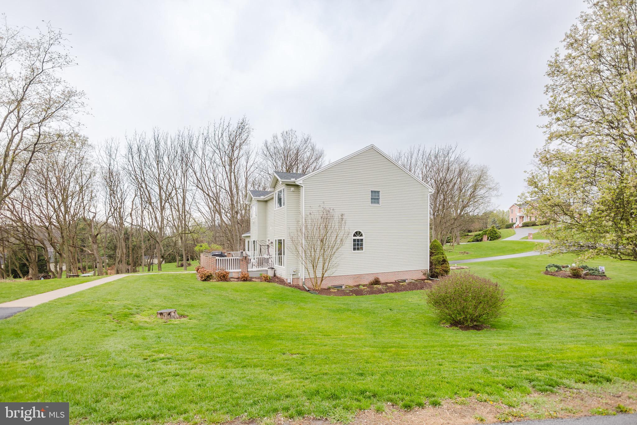 WINFIELD - Residential