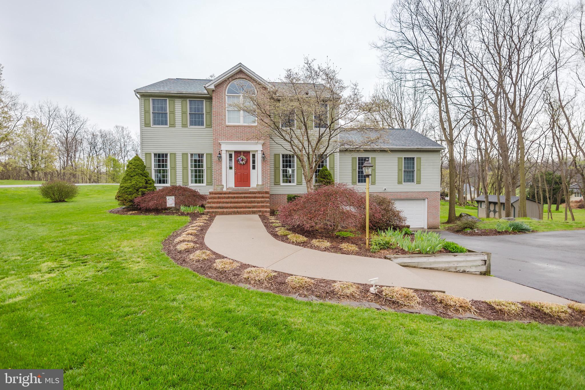 WINFIELD - Residential