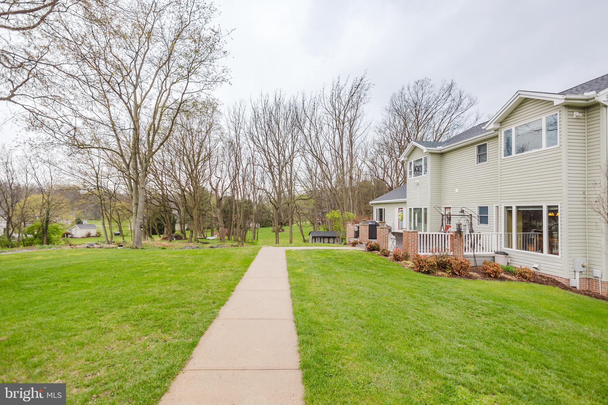 WINFIELD - Residential