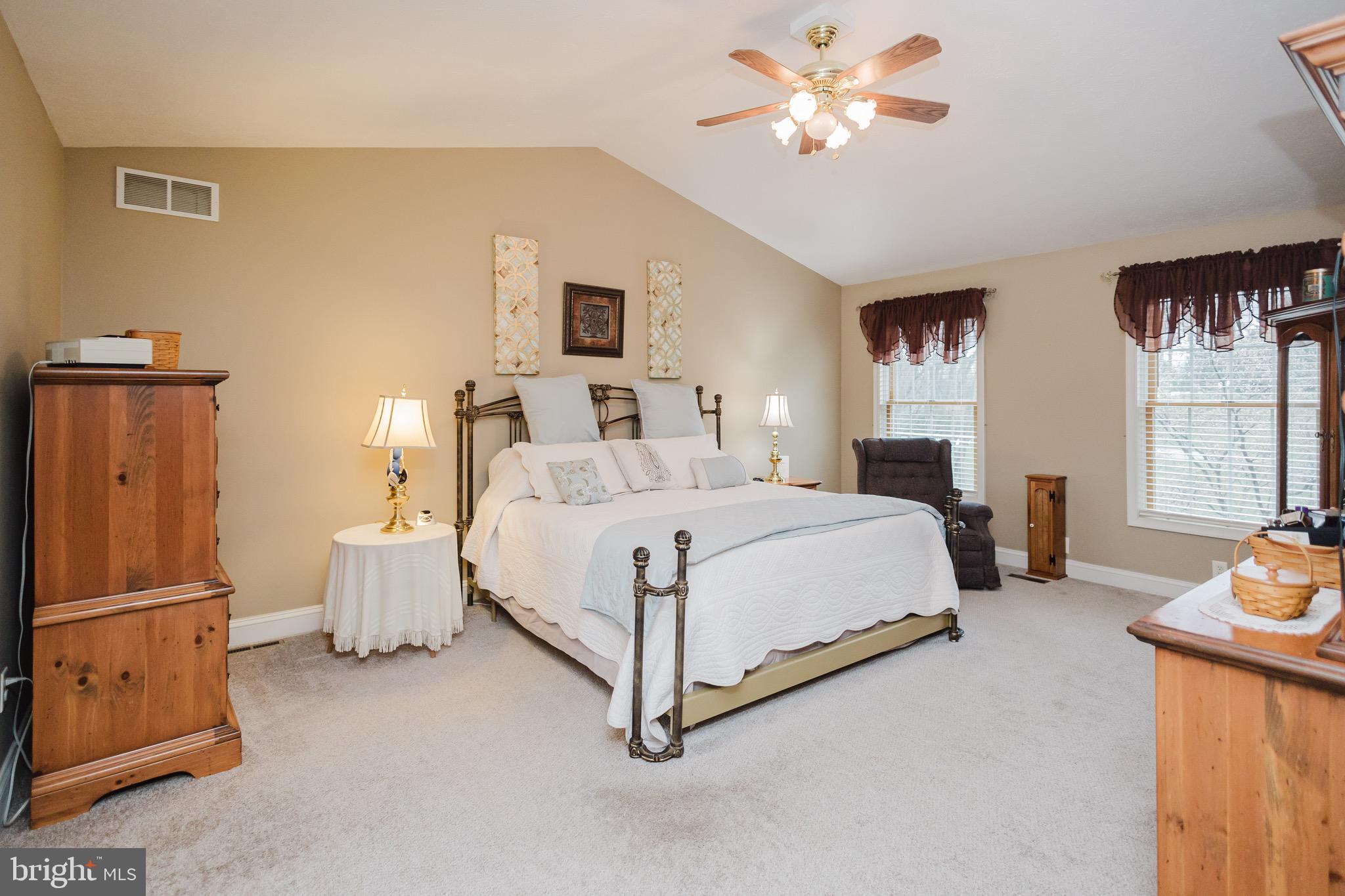 WINFIELD - Residential