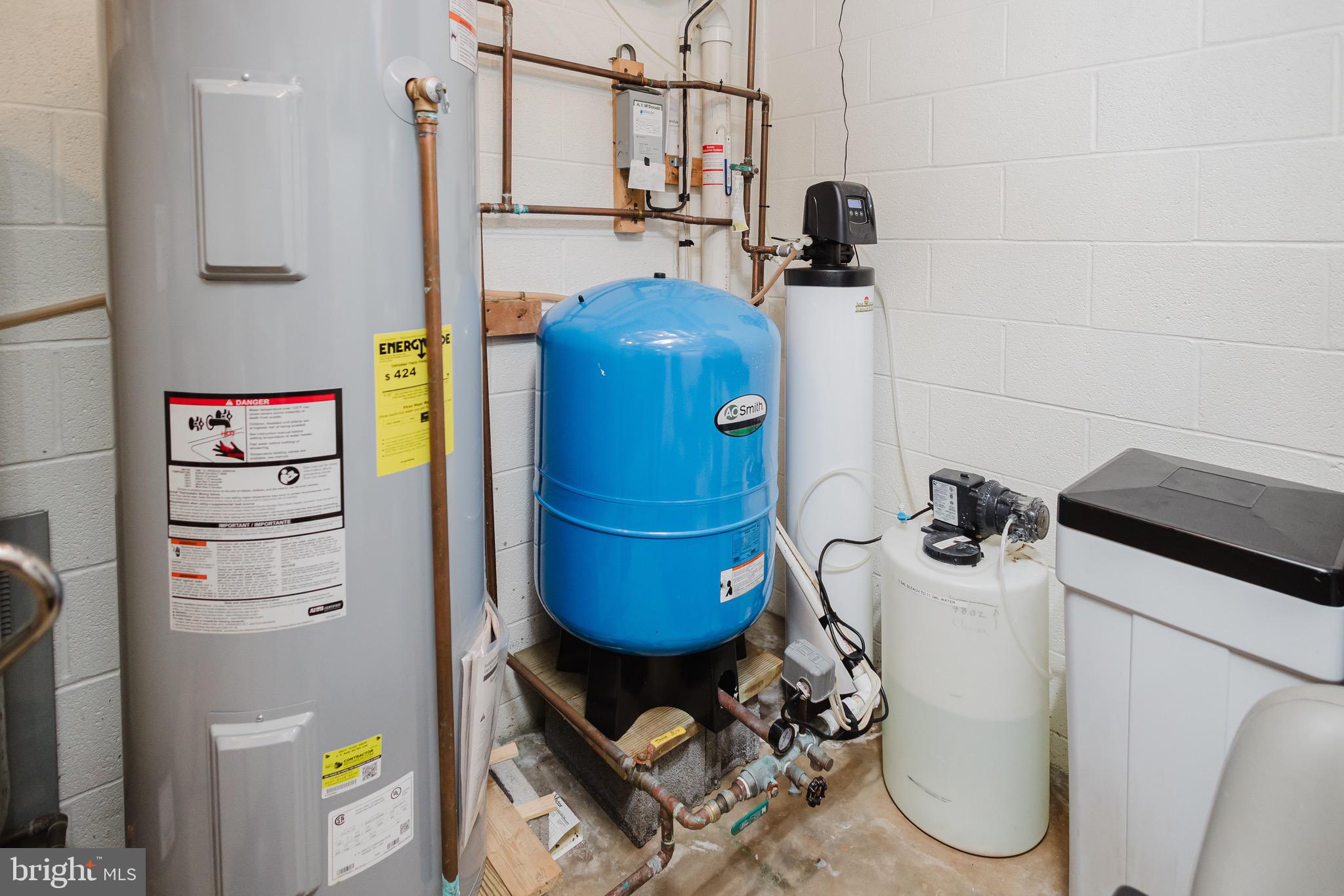 WINFIELD - Residential