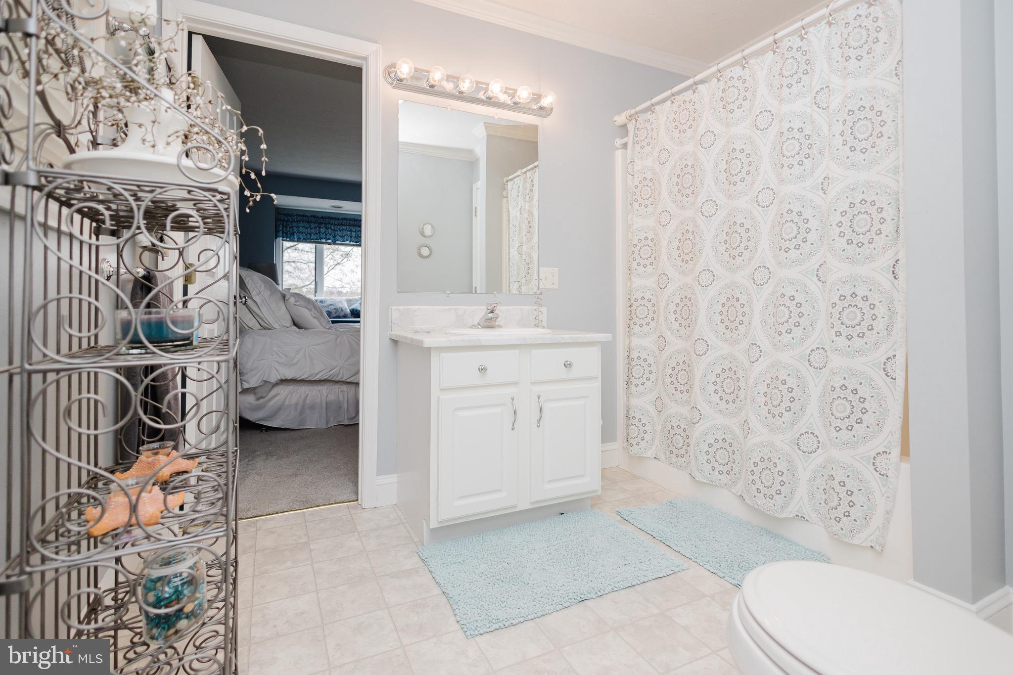 WINFIELD - Residential