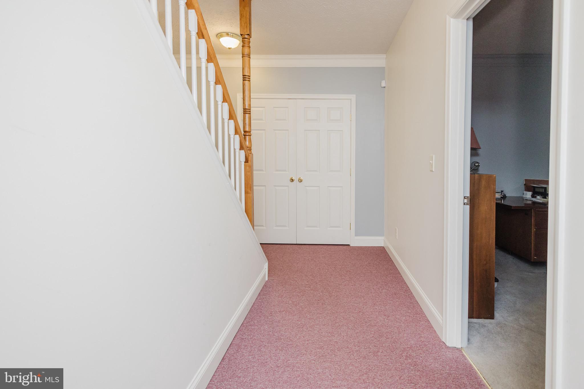 WINFIELD - Residential