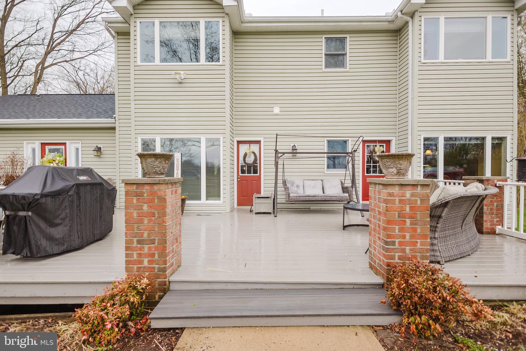 WINFIELD - Residential