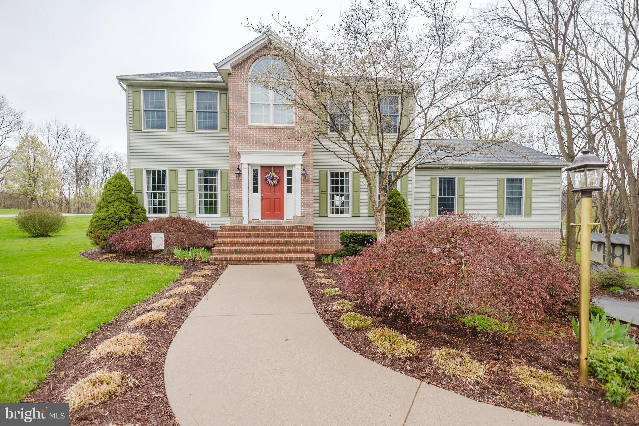 WINFIELD - Residential