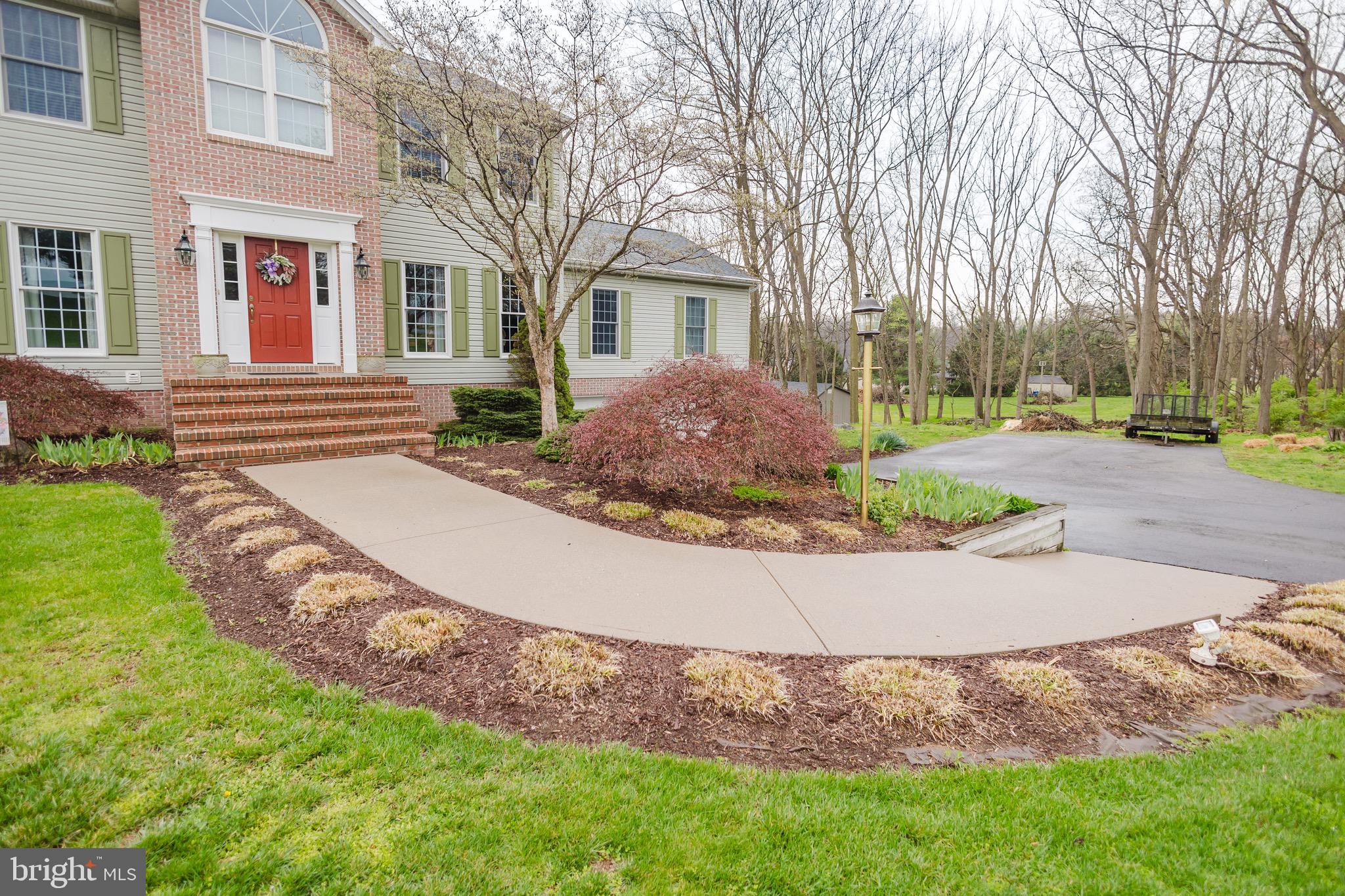 WINFIELD - Residential