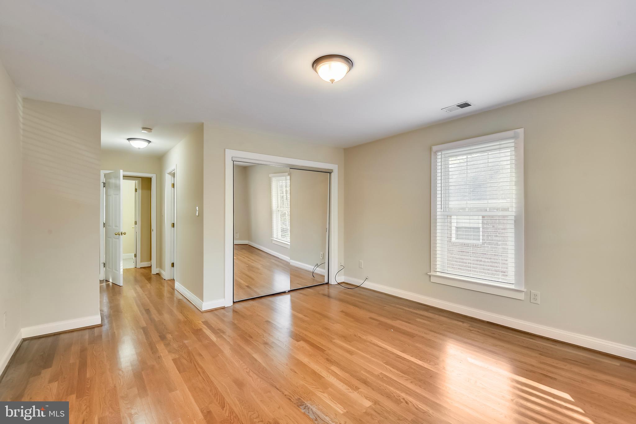 CLARENDON - Residential Lease