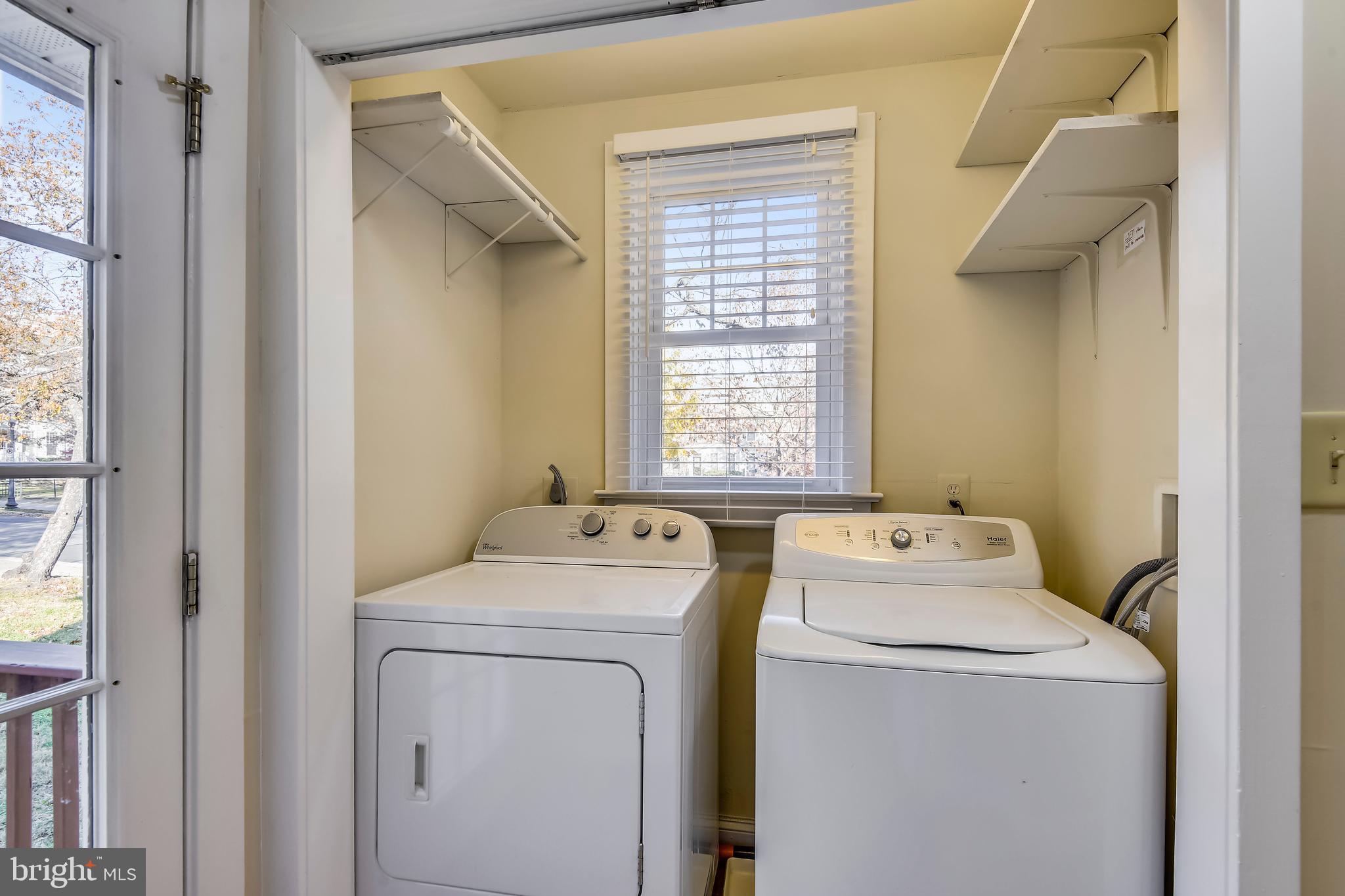 CLARENDON - Residential Lease