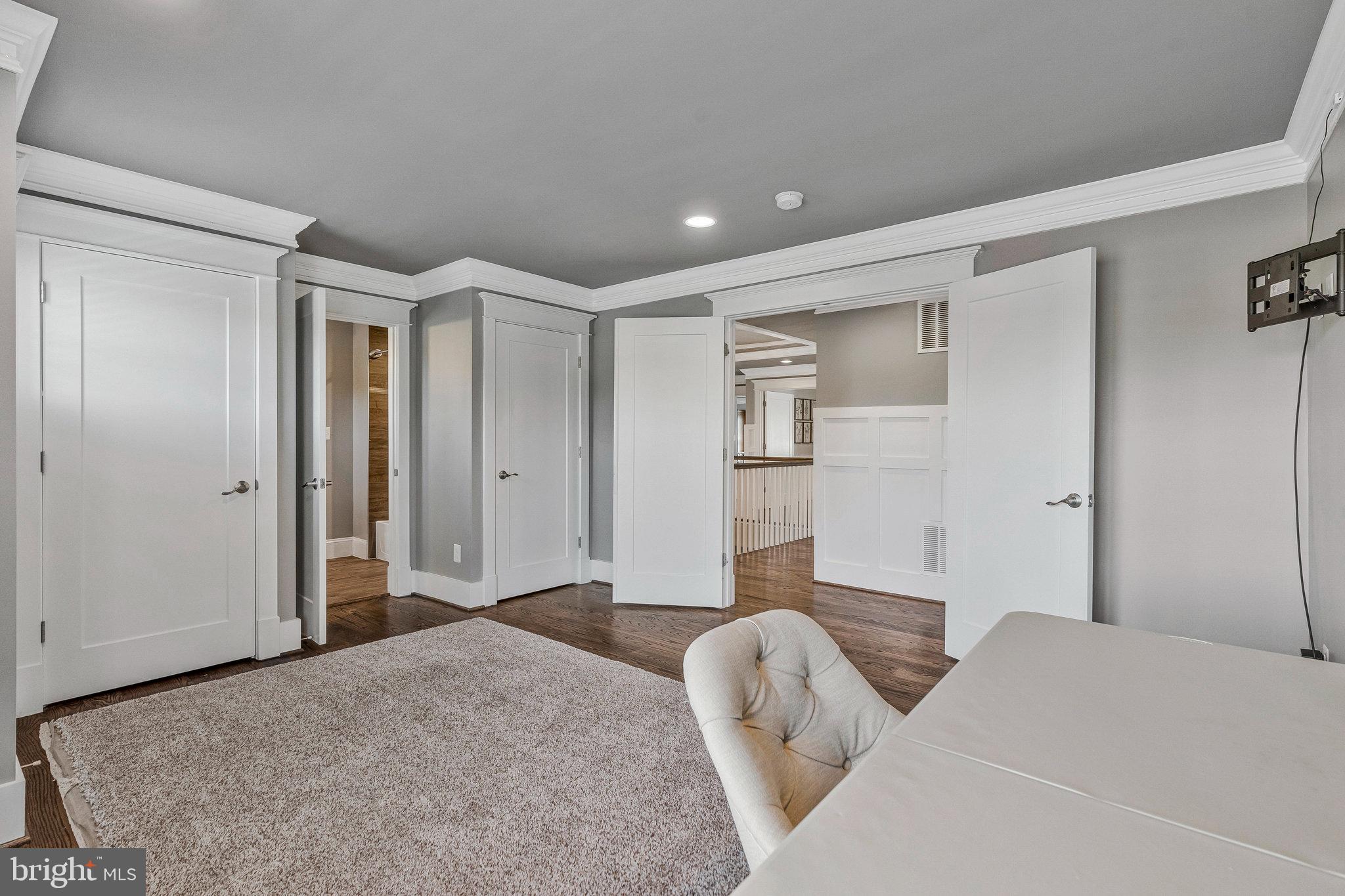 EVERGREEN VILLAGE - Residential