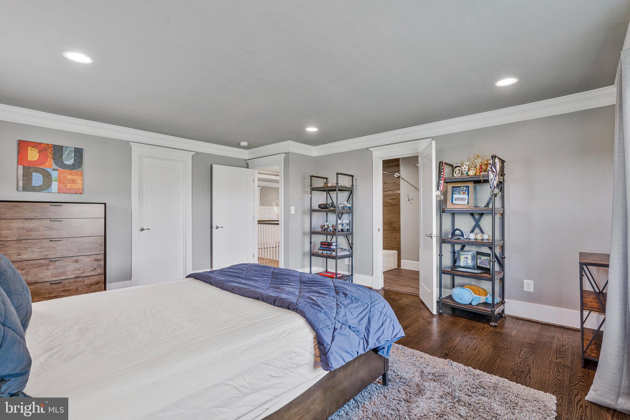 EVERGREEN VILLAGE - Residential