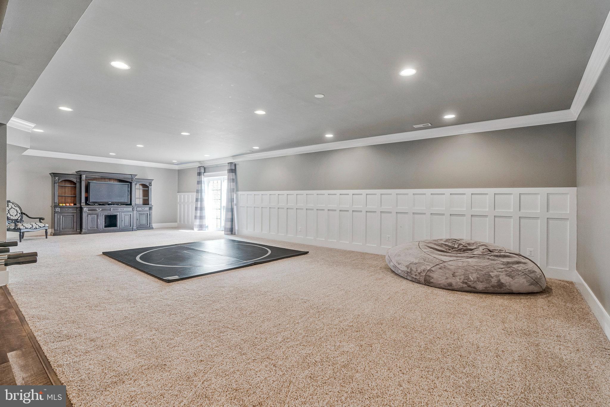 EVERGREEN VILLAGE - Residential