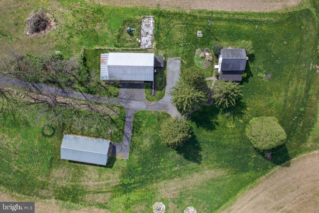 1269 POSSUM LANE
