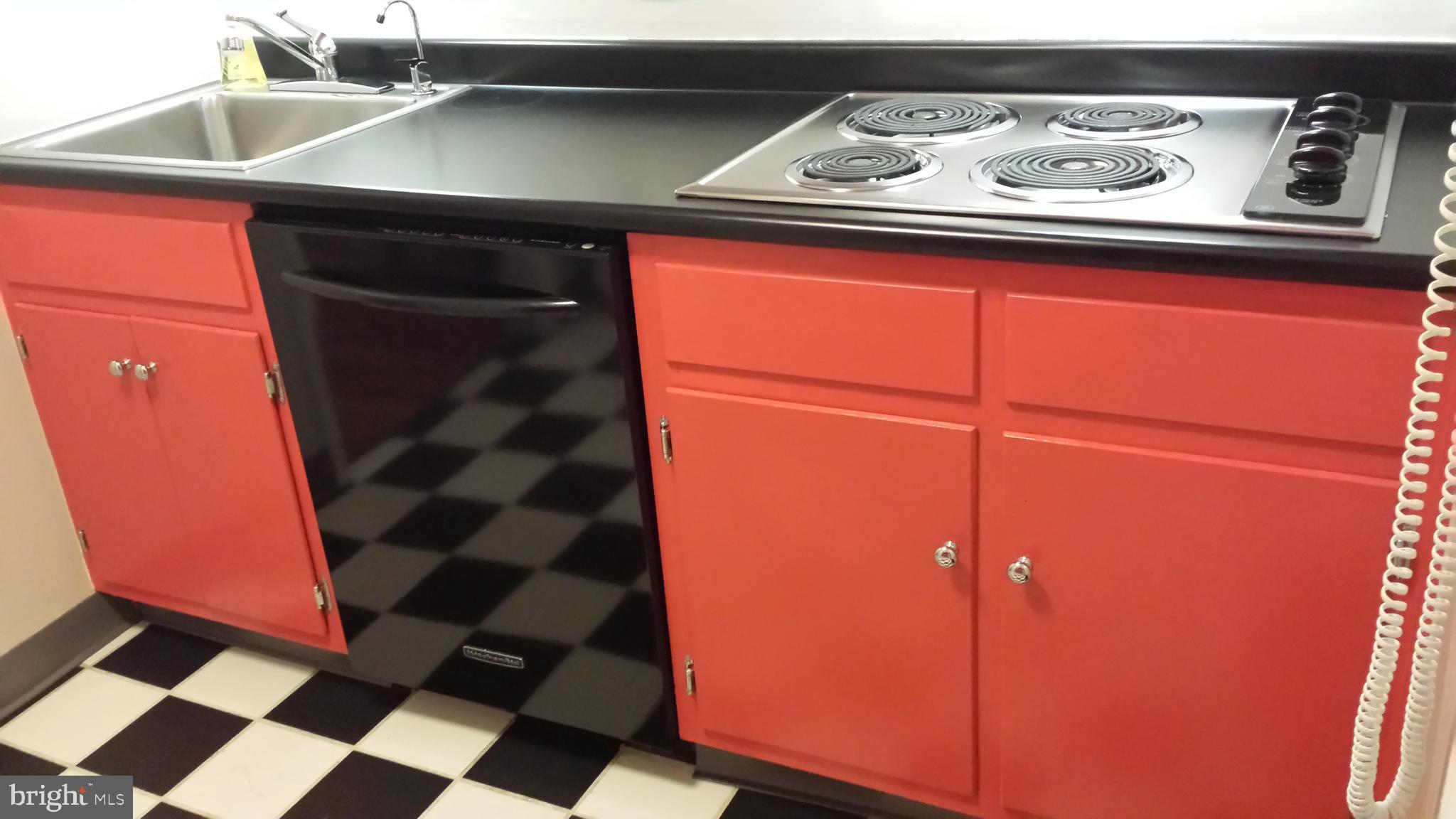 MOUNT VERNON PLACE HISTORIC DISTRICT - Residential Lease