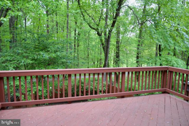 INVERNESS KNOLLS - Residential Lease