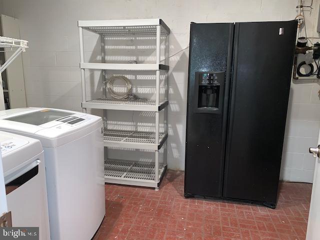 INVERNESS KNOLLS - Residential Lease