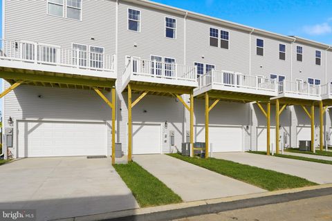 Tiny photo for 35 Democracy Mews #[466], RANSON, WV 25438 (MLS # WVJF2022004)