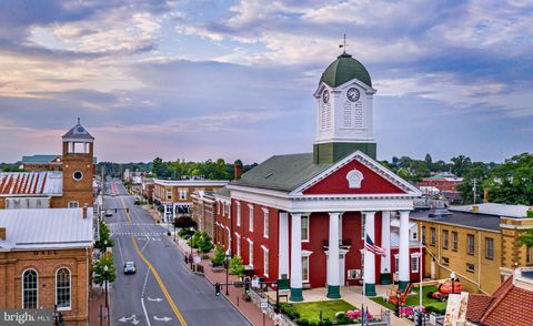 Tiny photo for 35 Democracy Mews #[466], RANSON, WV 25438 (MLS # WVJF2022004)