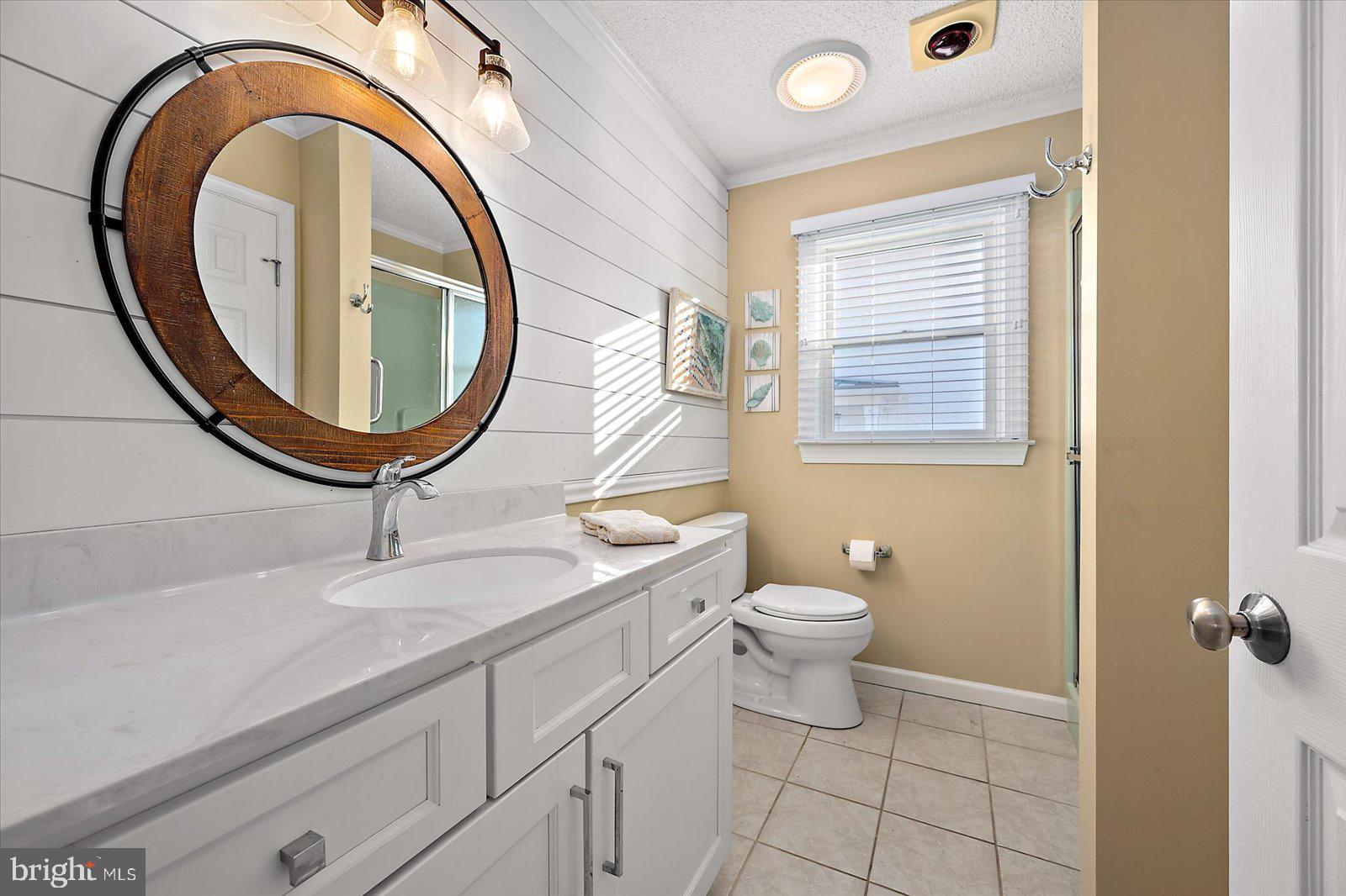 GLENN ACRES - Residential