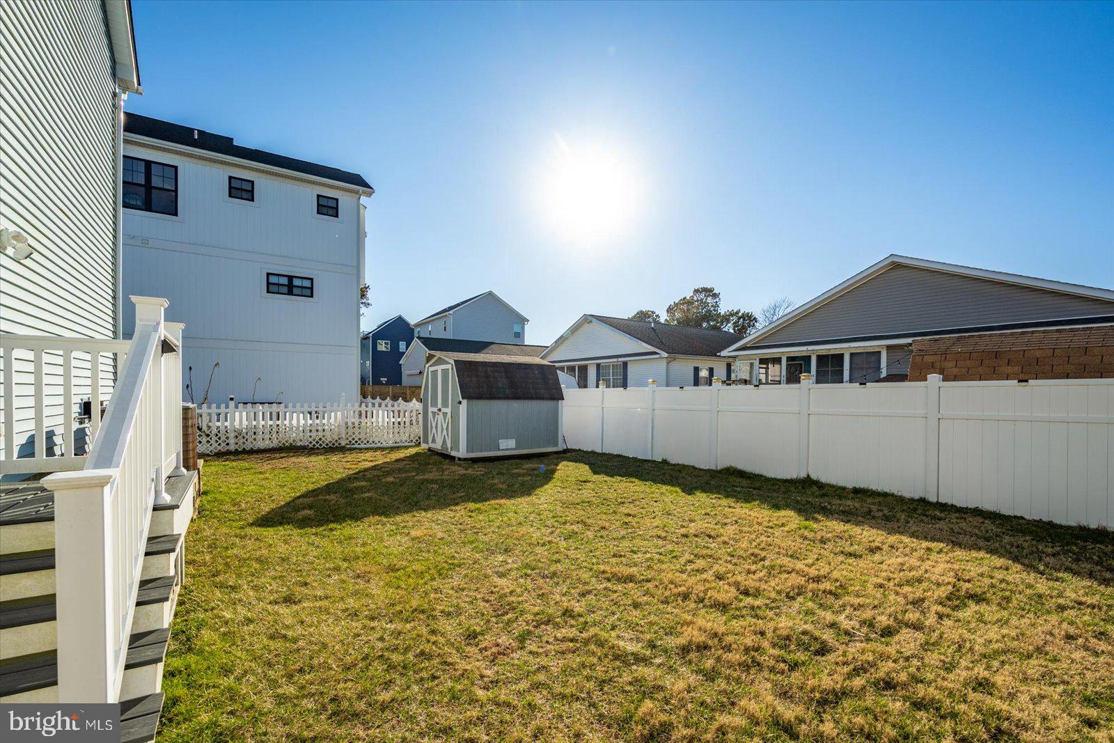 GLENN ACRES - Residential