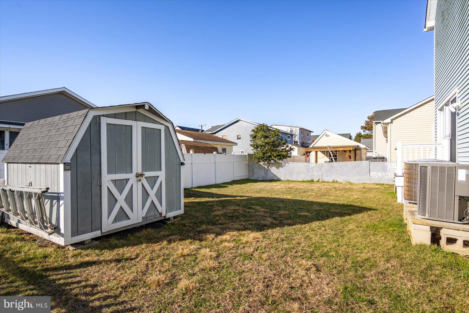 GLENN ACRES - Residential