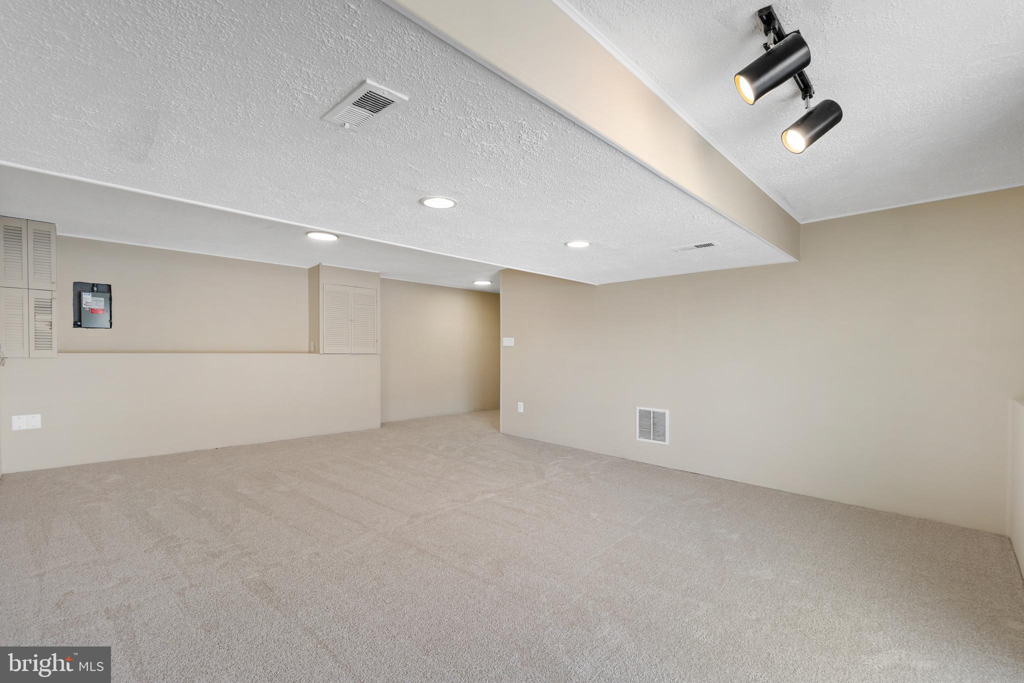 OLNEY ACRES - Residential