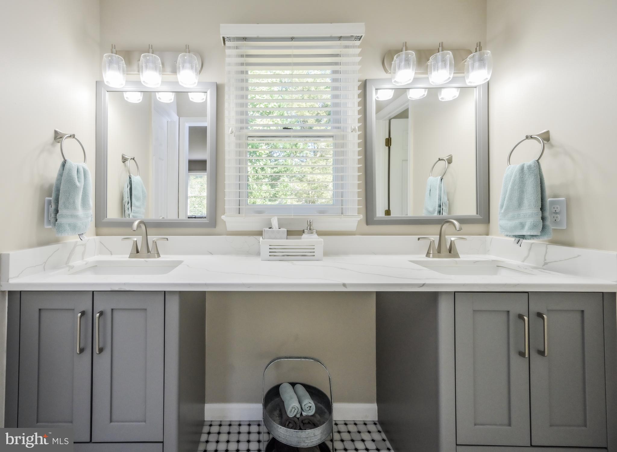 POPLAR GROVE - Residential