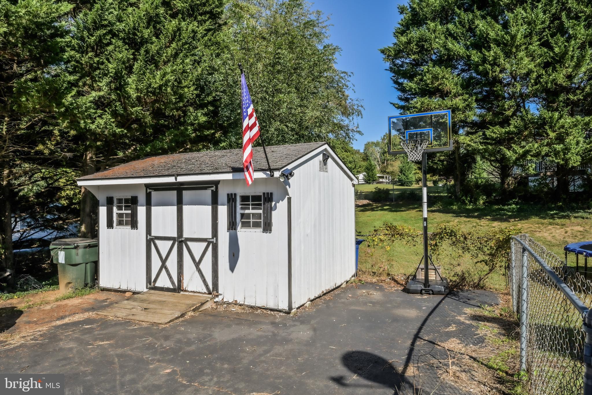 POPLAR GROVE - Residential