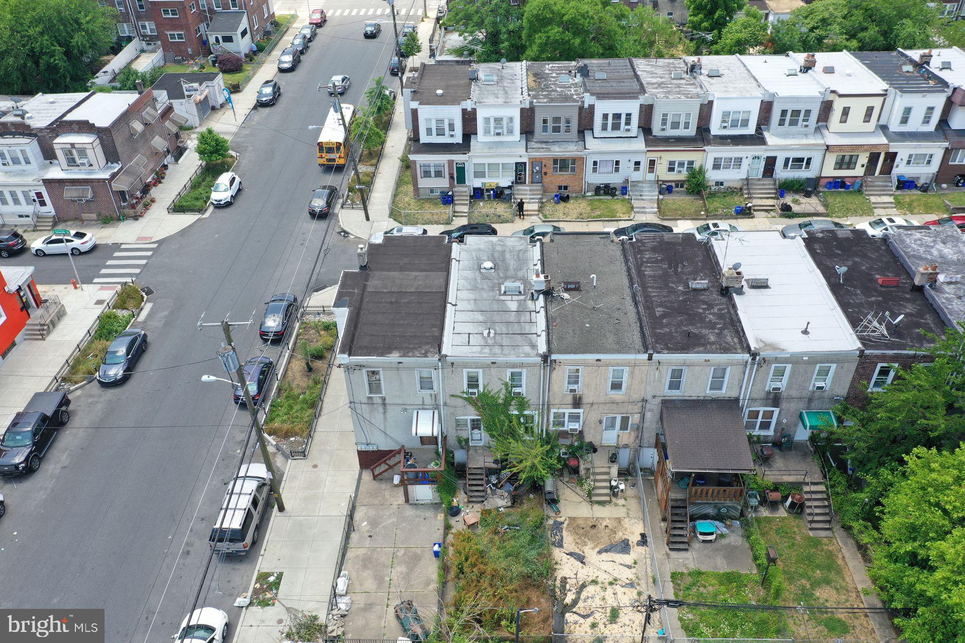 ELMWOOD PARK - Residential