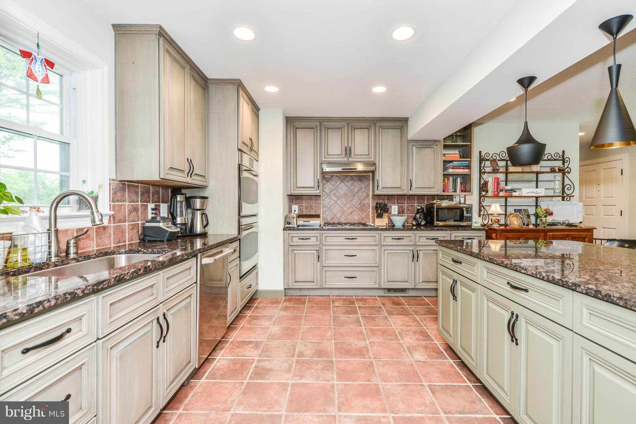 SPRINGHAVEN ESTATES - Residential Lease