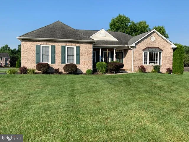 17 Hempstead Drive, Newark, DE 19702