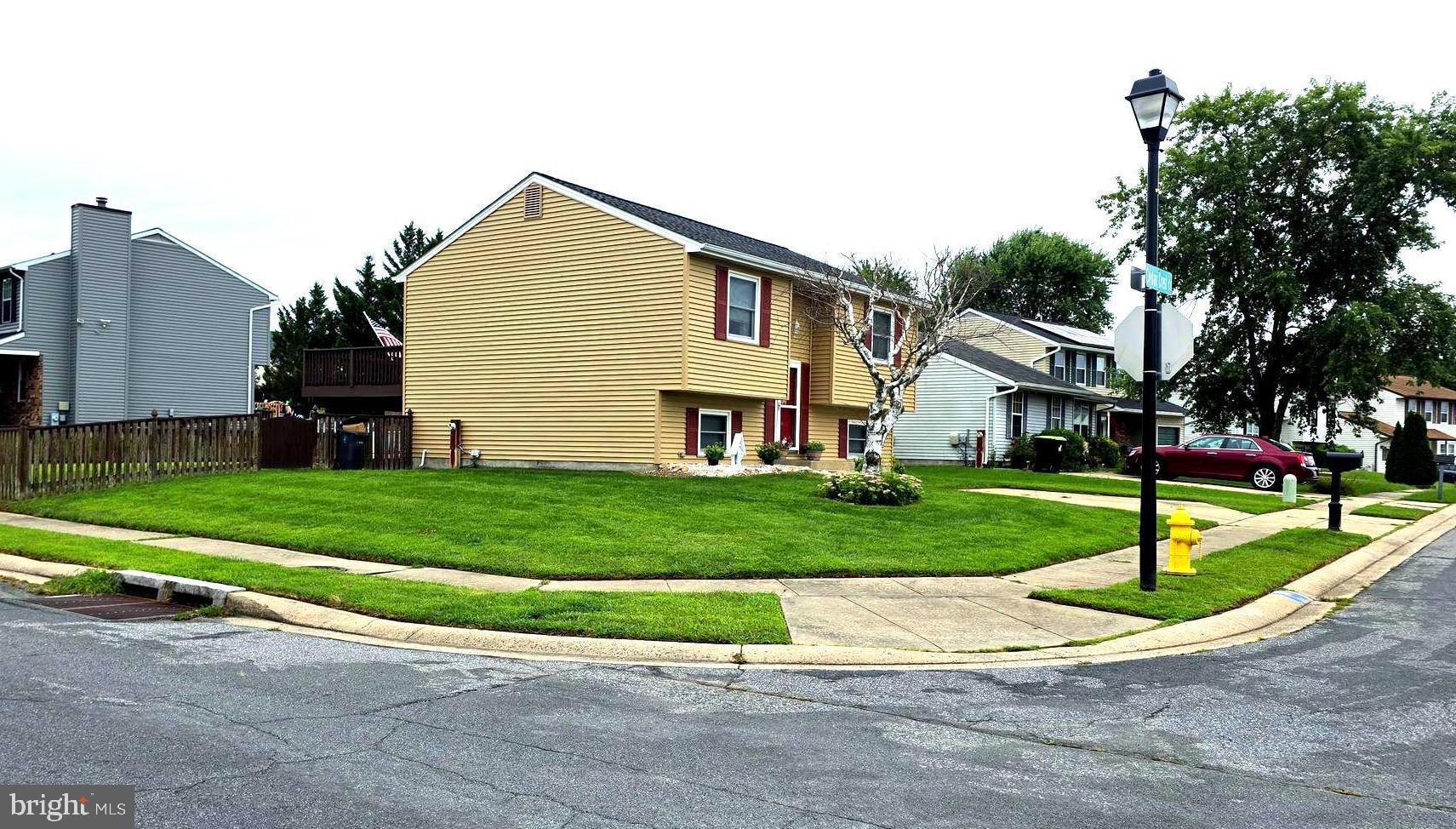 WOODBRIDGE CENTER - Residential