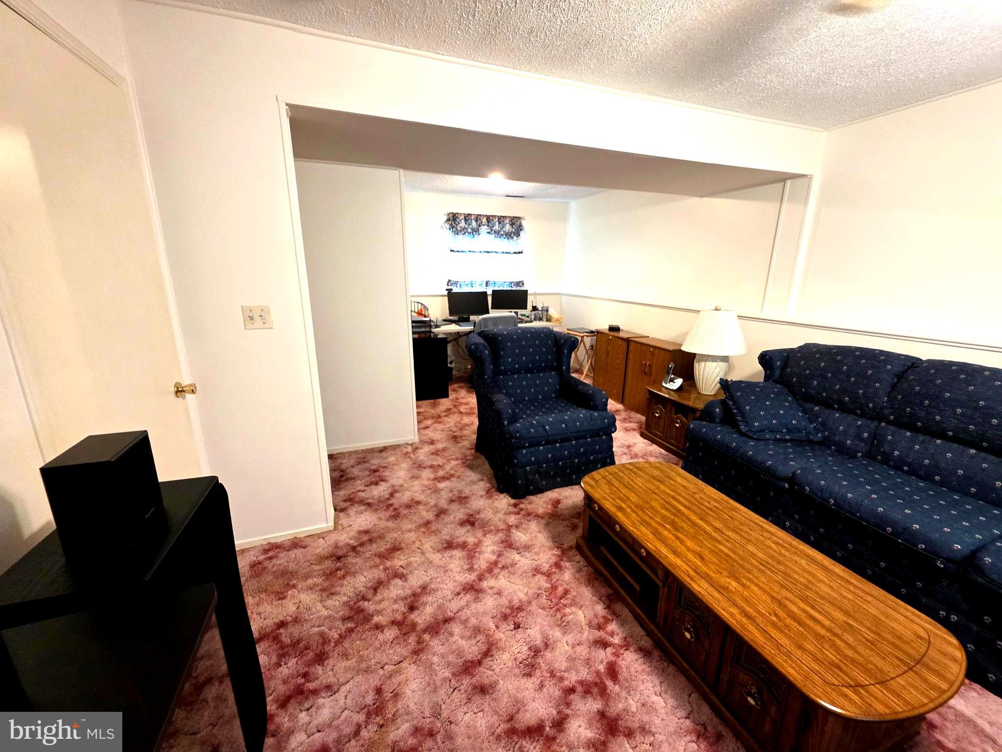 WOODBRIDGE CENTER - Residential