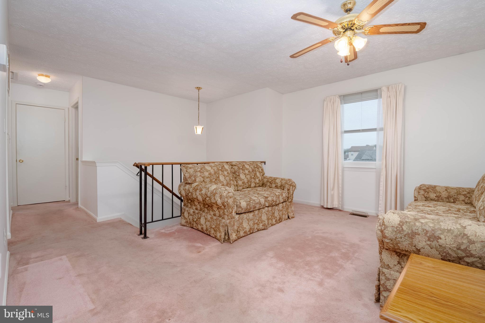 WOODBRIDGE CENTER - Residential