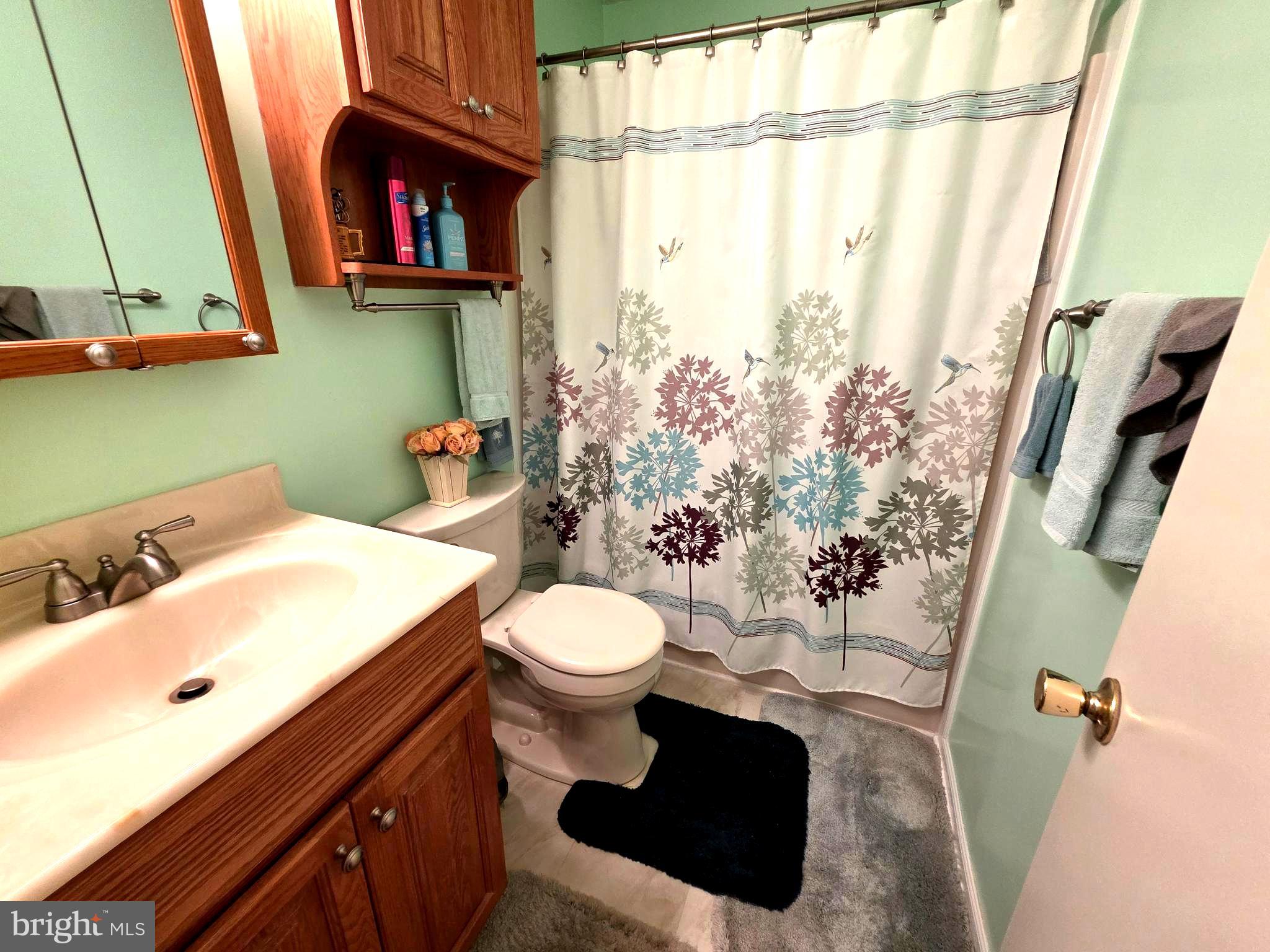 WOODBRIDGE CENTER - Residential