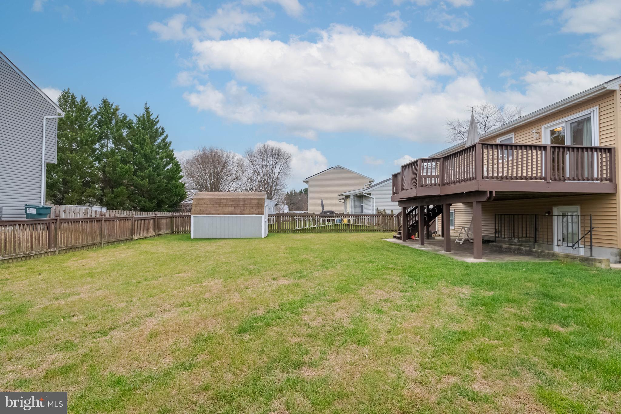 WOODBRIDGE CENTER - Residential