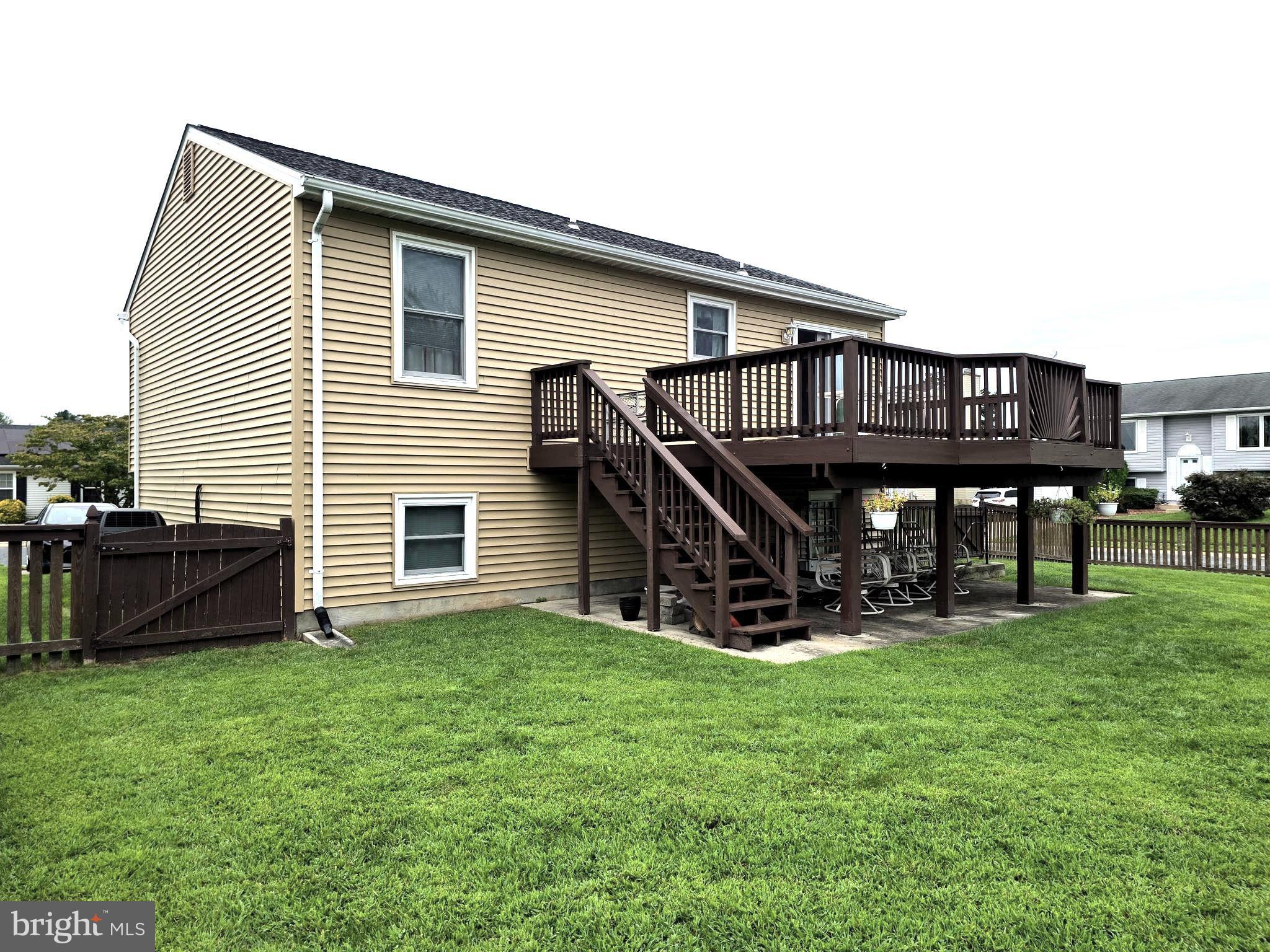 713 CEDAR CREST COURT