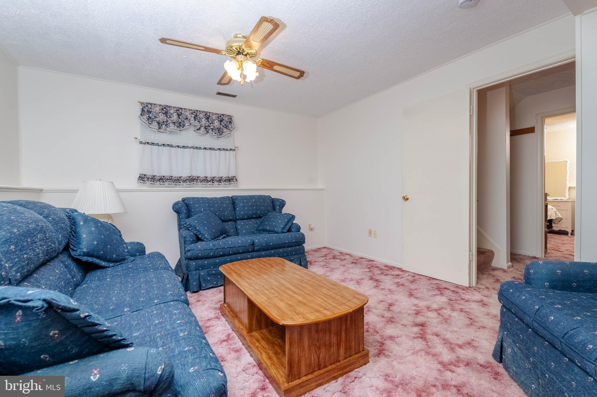 WOODBRIDGE CENTER - Residential