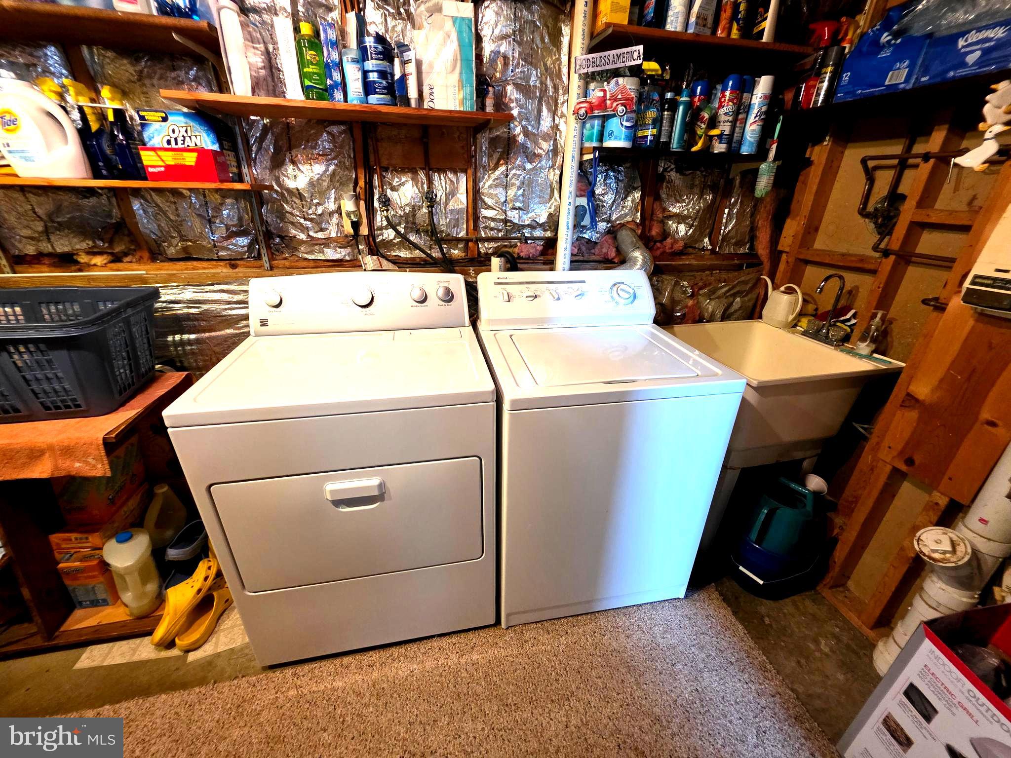 WOODBRIDGE CENTER - Residential